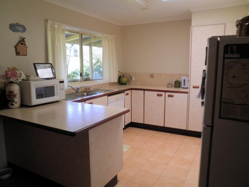 12 Wilga Court, Mapleton QLD 4560