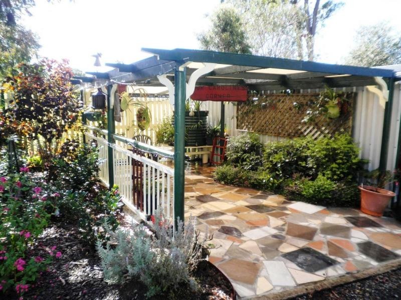 18 Azalea Street, Mapleton QLD 4560