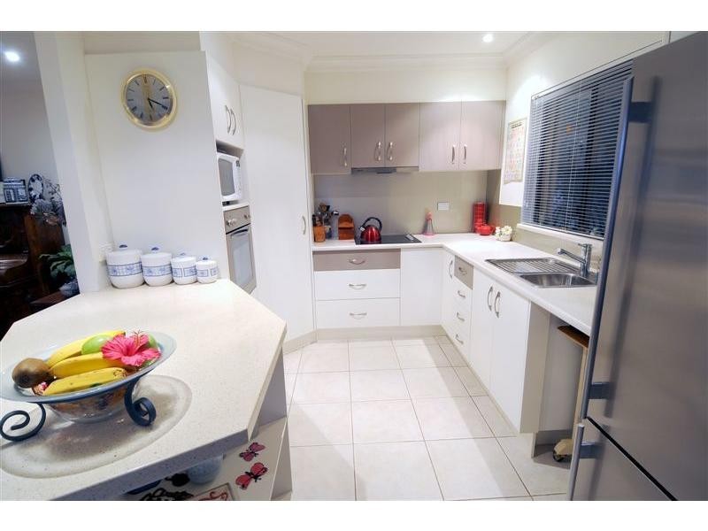 15 Crystal Street, Mapleton QLD 4560