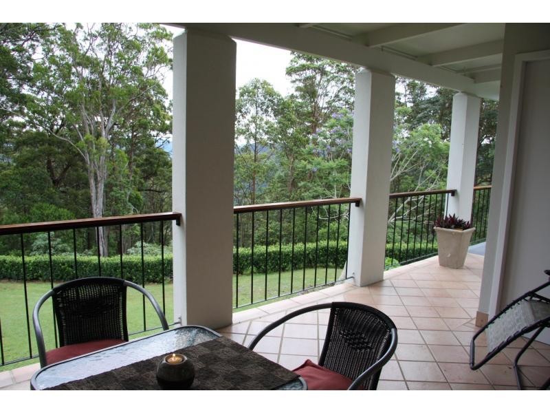 52 Mapleton Falls Road, Mapleton QLD 4560