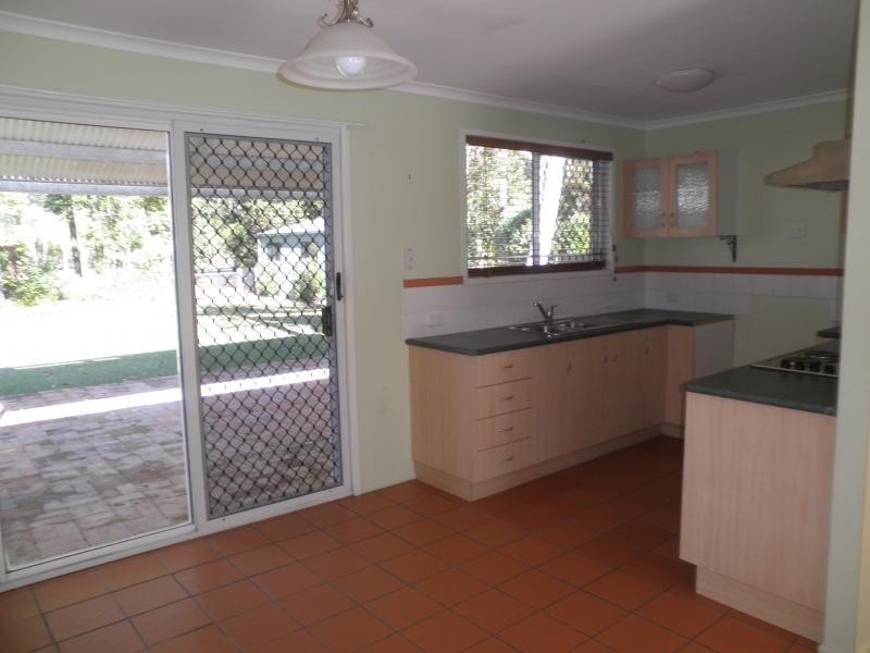 4 Wandoo Street, Mapleton QLD 4560