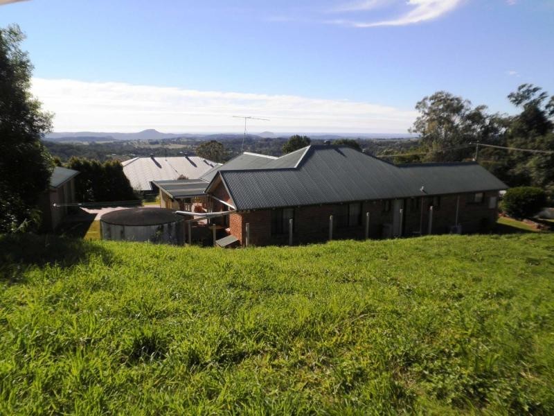 3 Topaz Street, Mapleton QLD 4560