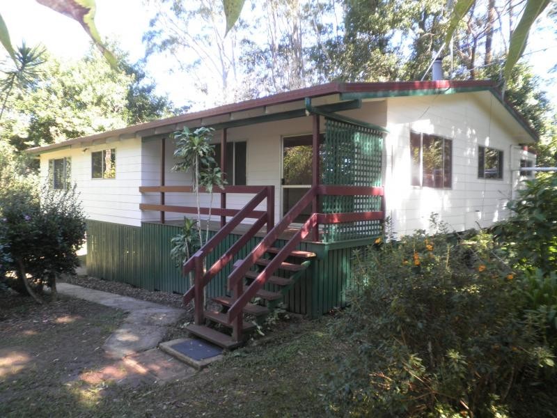 130 -132 Flaxton Drive, Mapleton QLD 4560