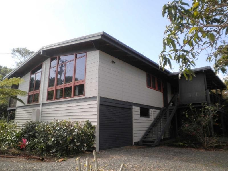 284 Flaxton Drive, Flaxton QLD 4560
