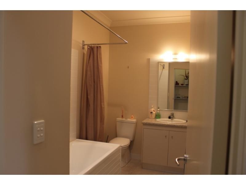 Villa 99/239 Kawana Way, Parrearra QLD 4575