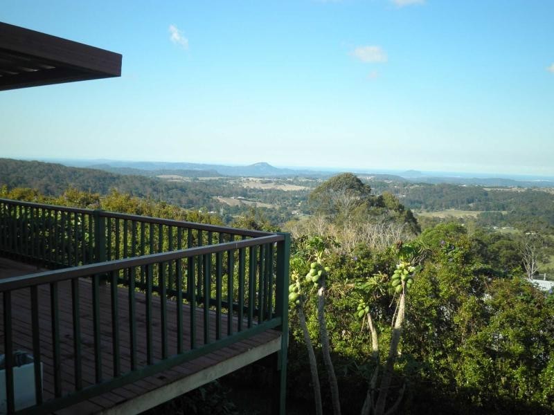 25 Flaxton Drive Road, Mapleton QLD 4560