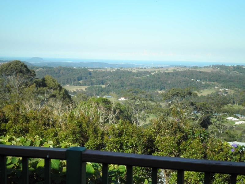 25 Flaxton Drive Road, Mapleton QLD 4560