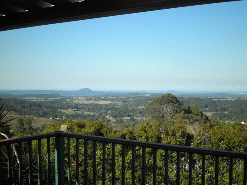 25 Flaxton Drive Road, Mapleton QLD 4560