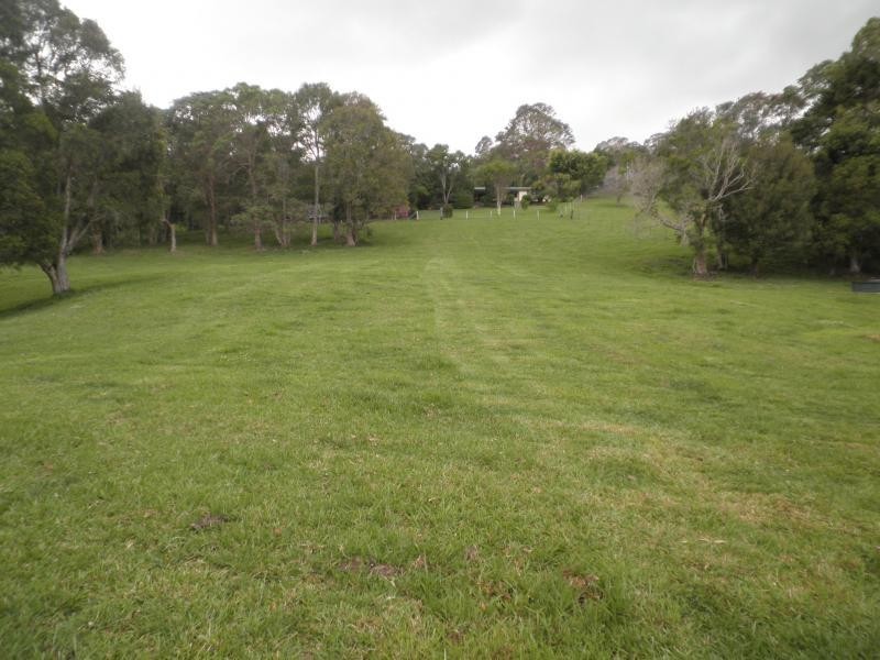 170 Dulong School Road, Mapleton QLD 4560