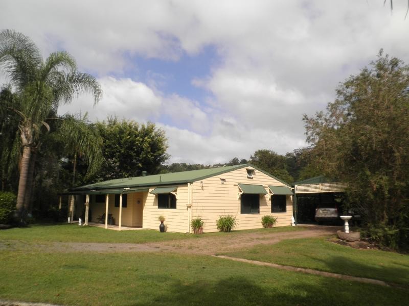170 Dulong School Road, Mapleton QLD 4560