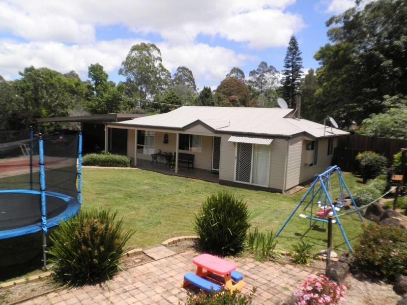 12 Honeysuckle Drive, Montville QLD 4560