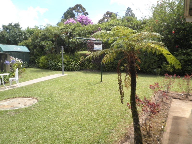 7 Maple Avenue, Mapleton QLD 4560