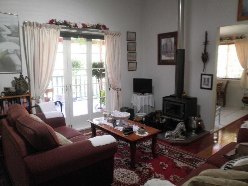 8 Tamarin Drive, Mapleton QLD 4560