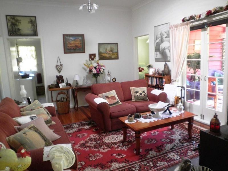 8 Tamarin Drive, Mapleton QLD 4560