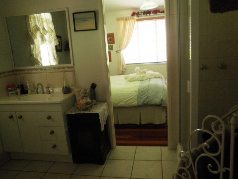 8 Tamarin Drive, Mapleton QLD 4560