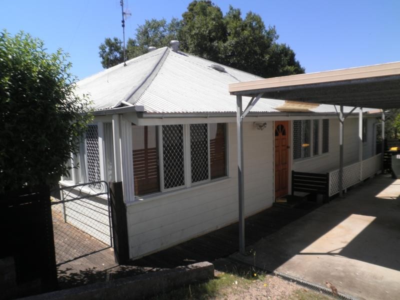 42 Carter Road, Nambour QLD 4560