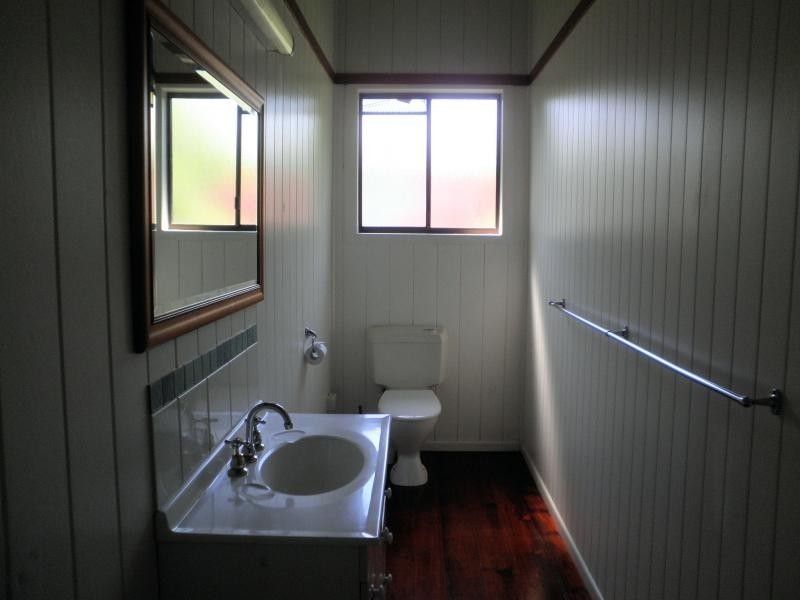 42 Carter Road, Nambour QLD 4560