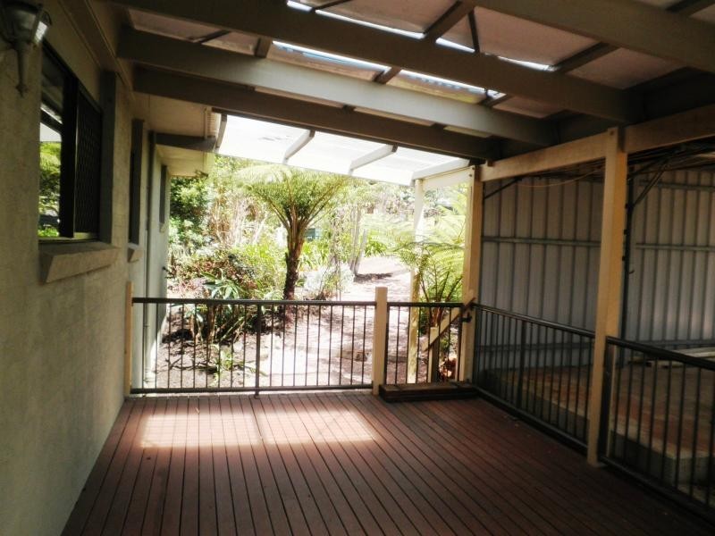 20 Kingsview Drive, Mapleton QLD 4560
