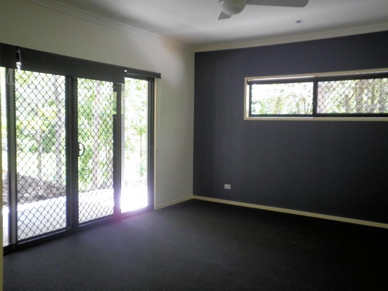 2 Meadowood Rise, Mapleton QLD 4560