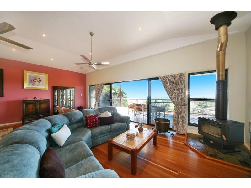 255 Flaxton Drive, Flaxton QLD 4560