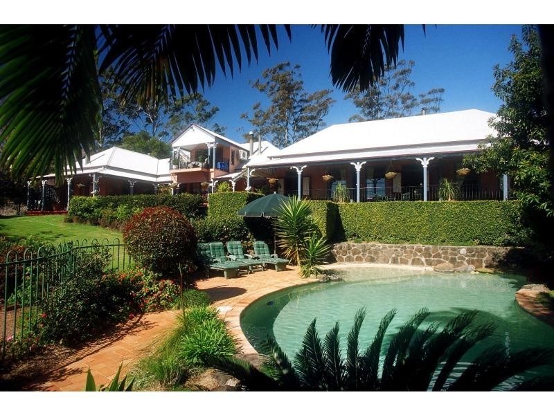 37 Western Avenue, Montville QLD 4560