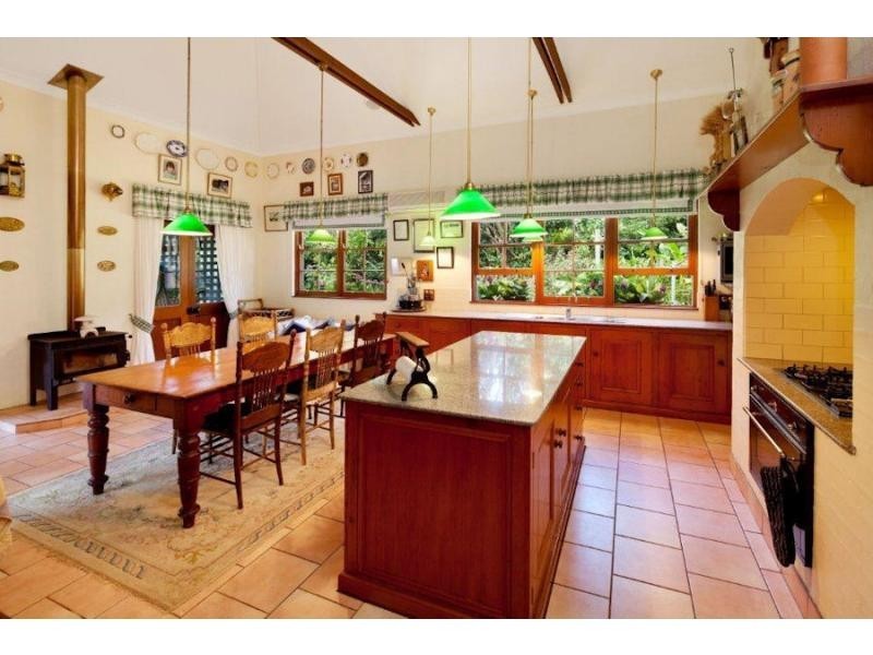 37 Western Avenue, Montville QLD 4560