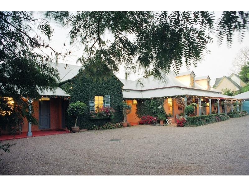 37 Western Avenue, Montville QLD 4560