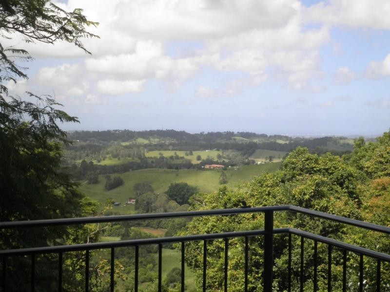 21 Juniper Court, Mapleton QLD 4560