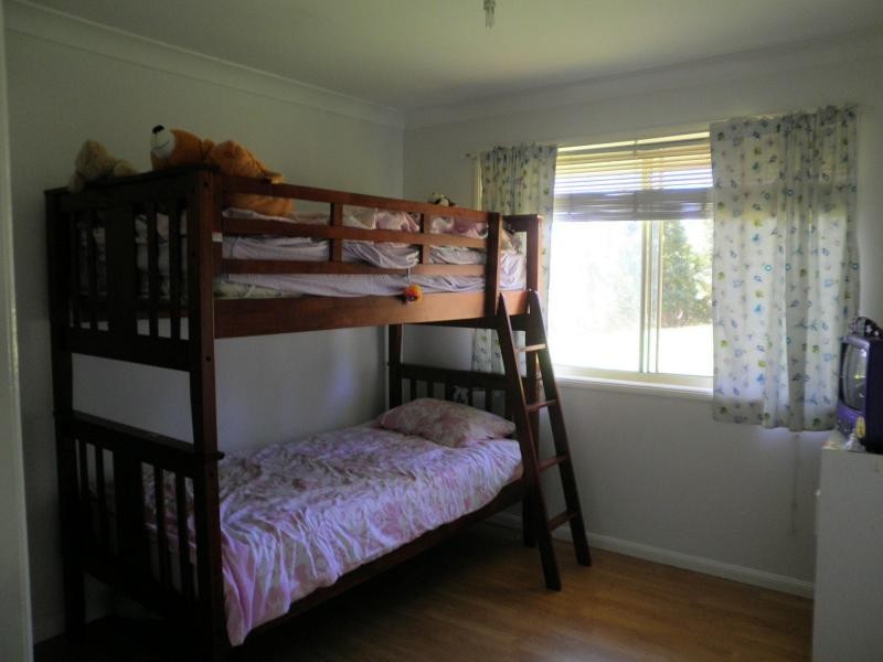42 Johnson Road, Mapleton QLD 4560