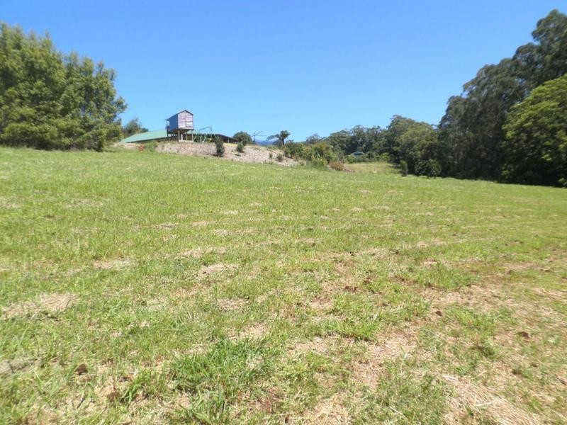 42 Johnson Road, Mapleton QLD 4560