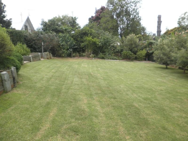 8 Warruga Street, Mapleton QLD 4560