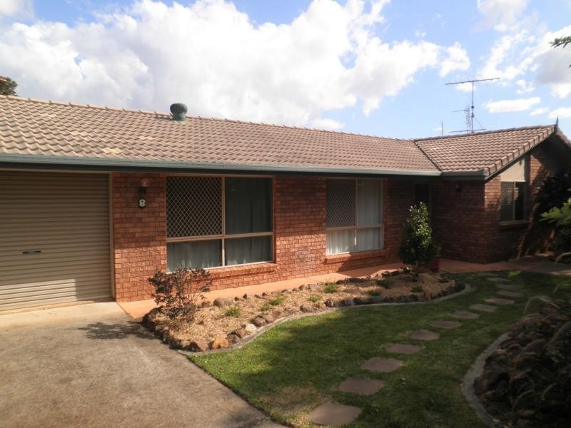 8 Warruga Street, Mapleton QLD 4560