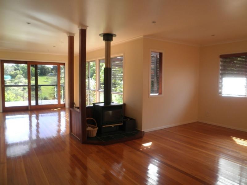 8 Hoffman Close, Montville QLD 4560