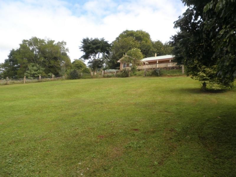 211 Delicia Road, Mapleton QLD 4560