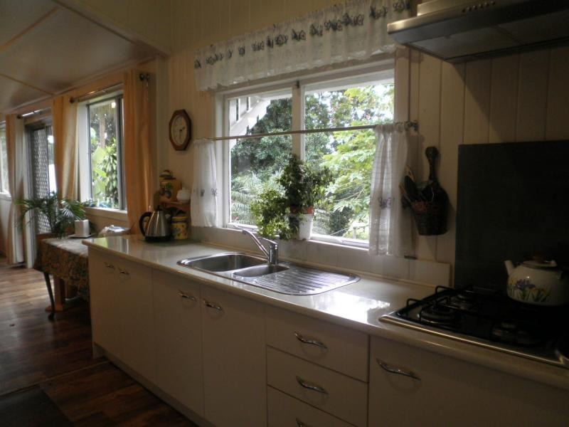 79 Flaxton Drive, Mapleton QLD 4560