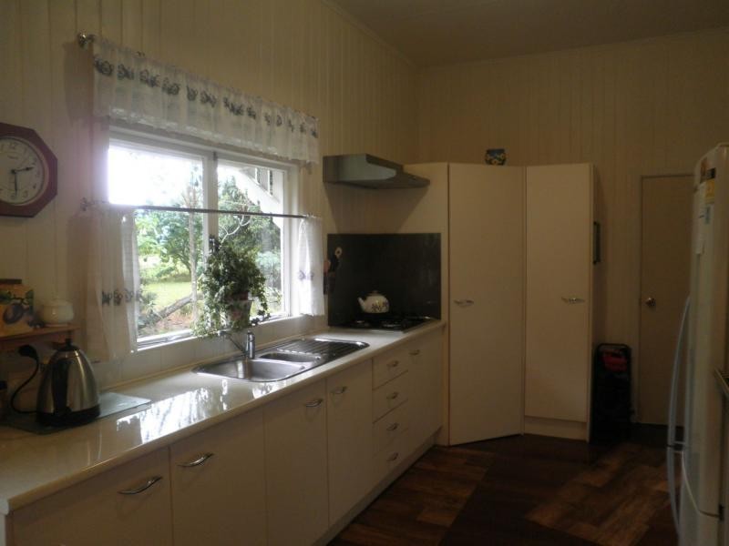 79 Flaxton Drive, Mapleton QLD 4560