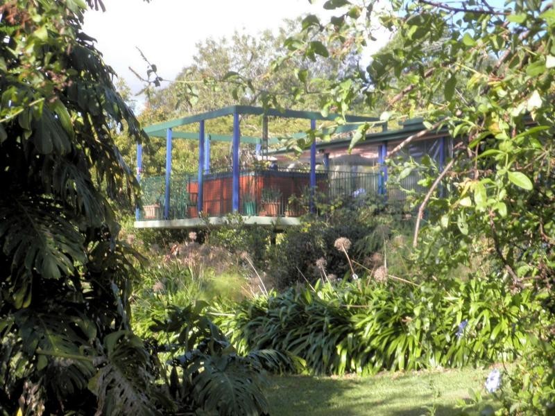 25 Angus Crescent, Kureelpa QLD 4560