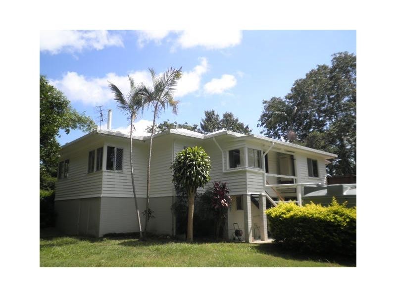 11 Mapleton Falls Road, Mapleton QLD 4560