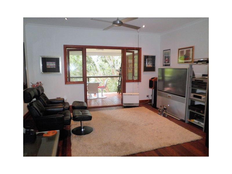 11 Mapleton Falls Road, Mapleton QLD 4560