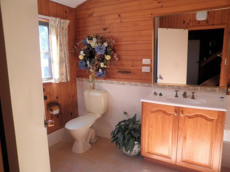 33 Sommer Road, Mapleton QLD 4560