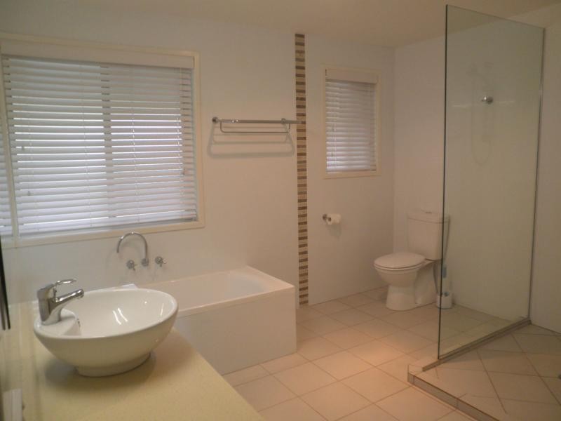 25 Rainbow Park Drive, Mapleton QLD 4560