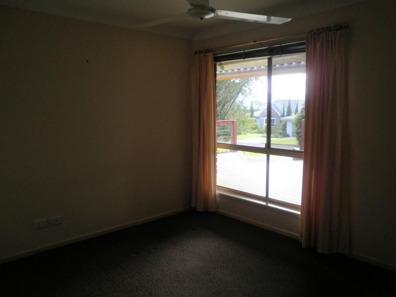 25 Rainbow Park Drive, Mapleton QLD 4560