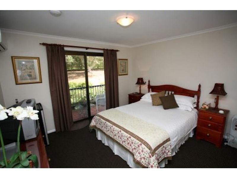 97 Flaxton Drive, Mapleton QLD 4560