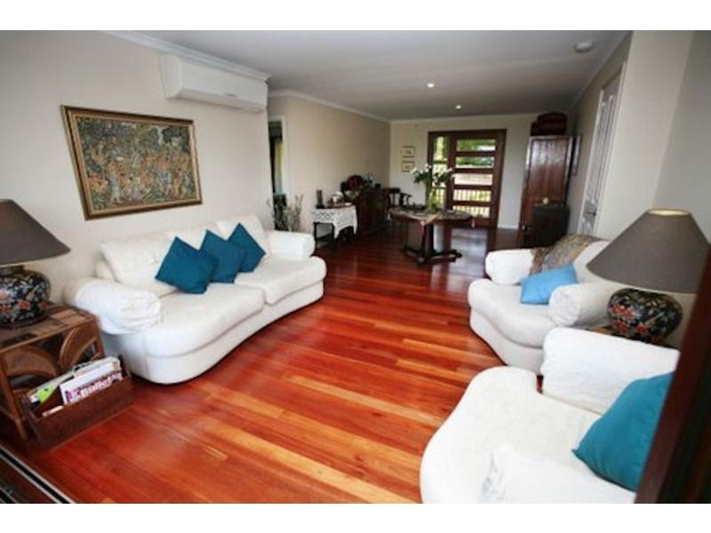 97 Flaxton Drive, Mapleton QLD 4560
