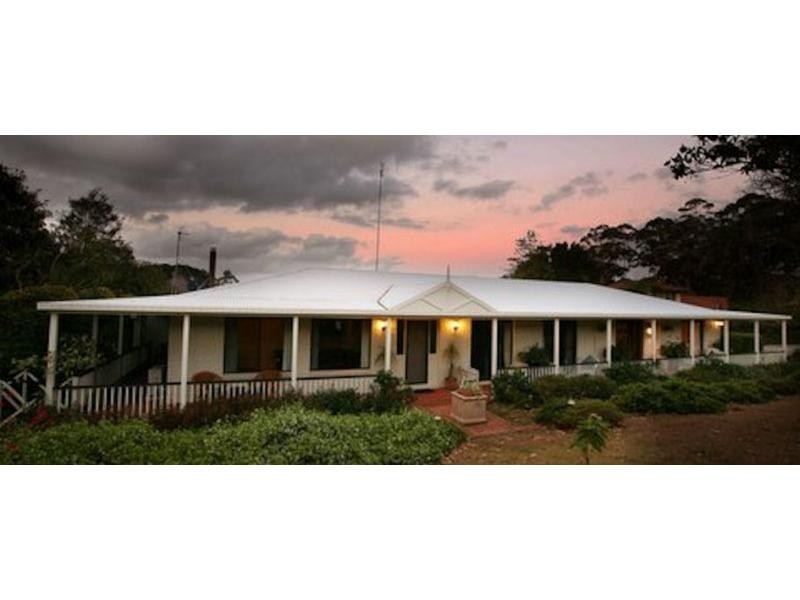 97 Flaxton Drive, Mapleton QLD 4560