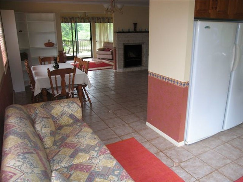 16 Warruga Street, Mapleton QLD 4560