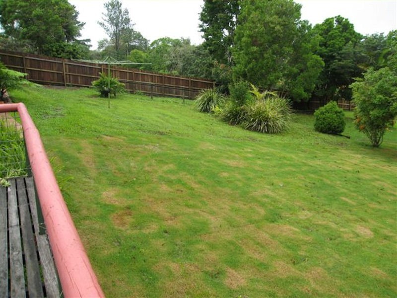 16 Warruga Street, Mapleton QLD 4560