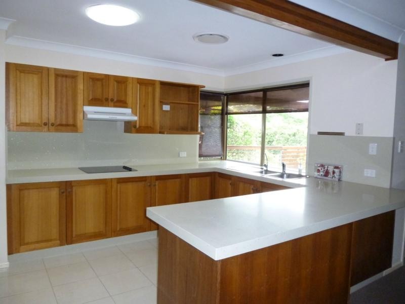 25 Rainbow Park Drive, Mapleton QLD 4560