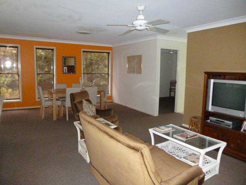 25 Rainbow Park Drive, Mapleton QLD 4560