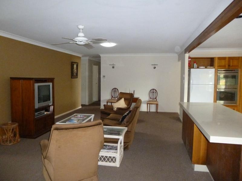 25 Rainbow Park Drive, Mapleton QLD 4560
